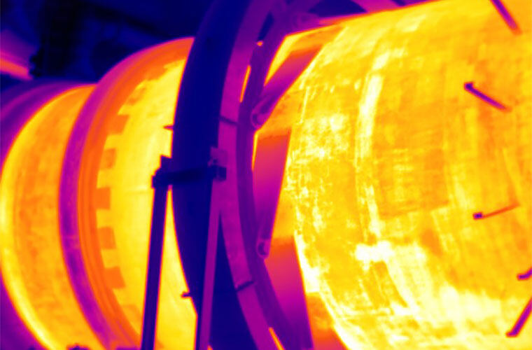 给工业装上“火眼金睛”：国产红外热像仪如何重塑千行百业？