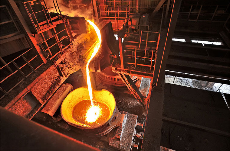 炼钢炉前的“温度之眼”：在线热像仪如何实现钢包全生命周期状态监控？