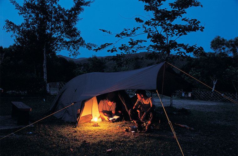 黑夜不再可怕：红外热成像夜视仪如何成为露营者的“第六感”？