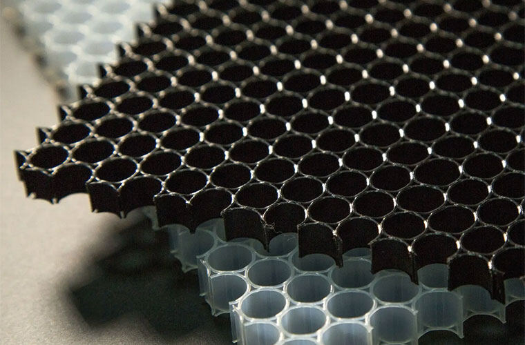 眼见为实：科研红外热像仪如何“透视”复合材料的疲劳裂纹与应力集中？