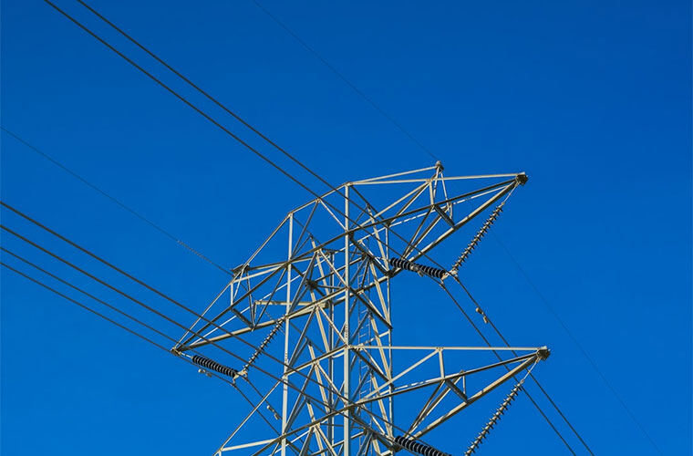 火眼金睛护电网:红外热成像如何让电力安全“看得见”