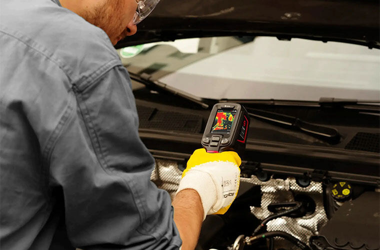 工业用红外测温仪品牌深度解析:从技术内核到选型实战