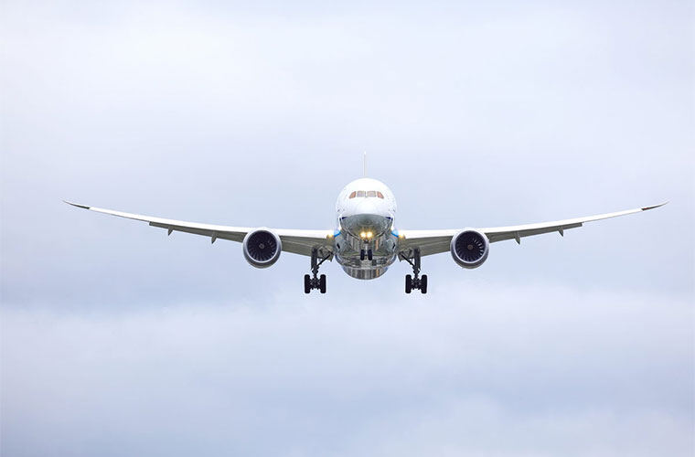 藏在内部的蜂巢：红外热成像如何捕捉飞机“内伤”？