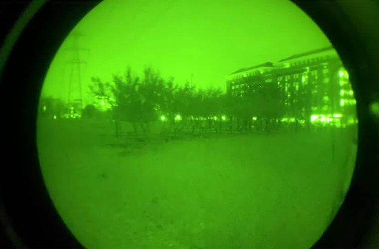 夜视仪夜视距离500米足够日常使用吗?