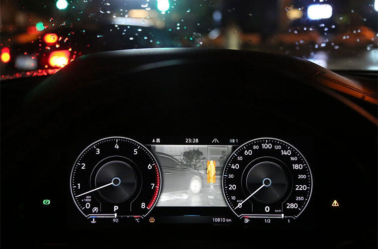 红外夜视技术：智能驾驶的关键要素